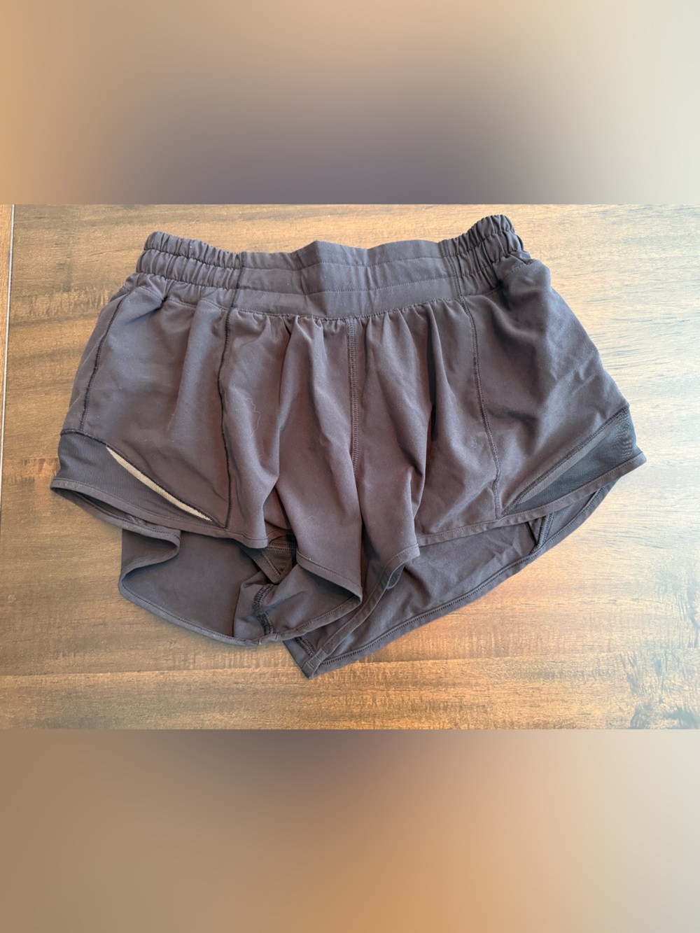 LULULEMON: Athletic Shorts